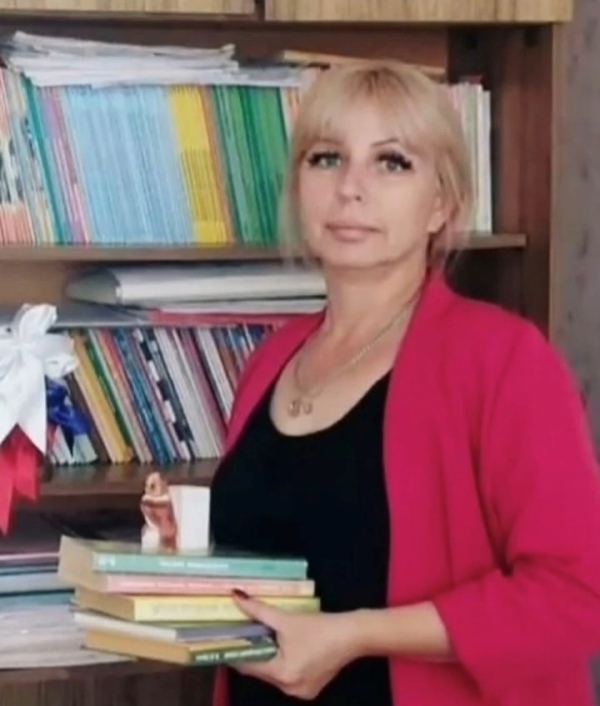 Долматова Елена Вячеславовна.